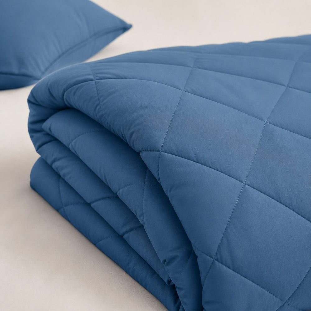 Gros plan sur la matière douce et le matelassage de DouceNuit